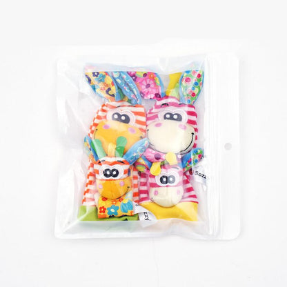 “Sensorische baby sokjes en armbandje, een knuffelig speelkameraadje”